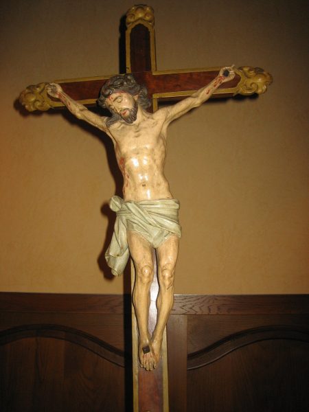 Crucifix devant lequel sainte Jeanne de Chantal grava le Nom de Jésus sur son coeur