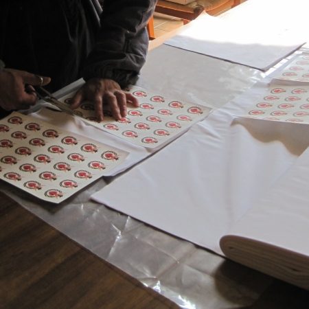 Impression des planches de "Coeurs" et découpe du tissu blanc